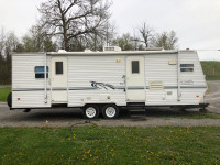 Travel Trailer 27ft with Slide Out