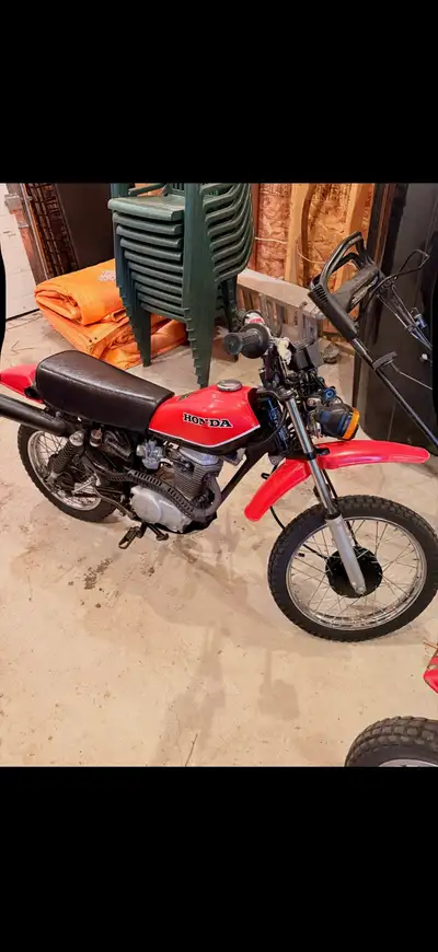 Runs and drives, has keys fully cleaned and polished , no rust . Has some issues with keeping batter...