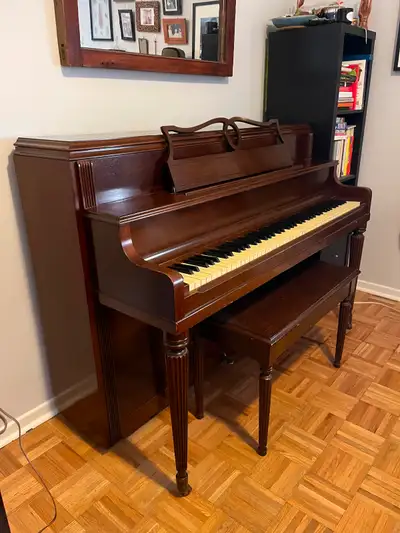 Apartment sized upright piano in great condition, comes with original bench. Nordheimer circa 60s (m...