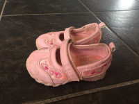 Girls size 5 sandles