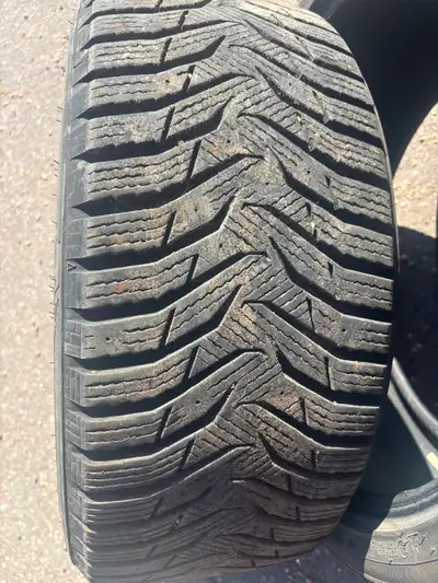 like new kumho winter tires