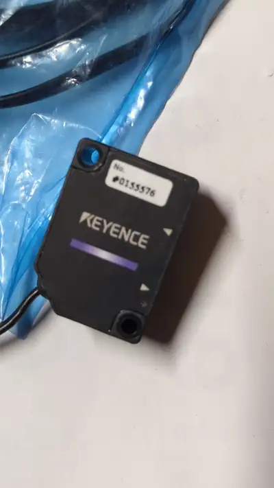 KEYENCE Reflective Sensor Head, Phosphor Detection Type CZ-H52, Fluorescence detection UV. Detecting...
