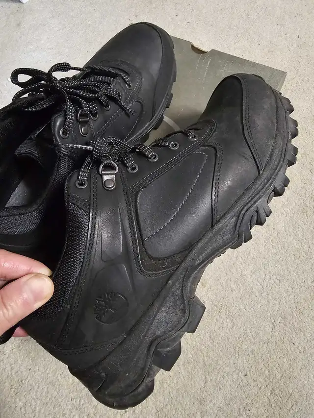 Timberland Men's Mt. Maddsen leather Boot US10 Black in Men's Shoes in Markham / York Region - Image 3