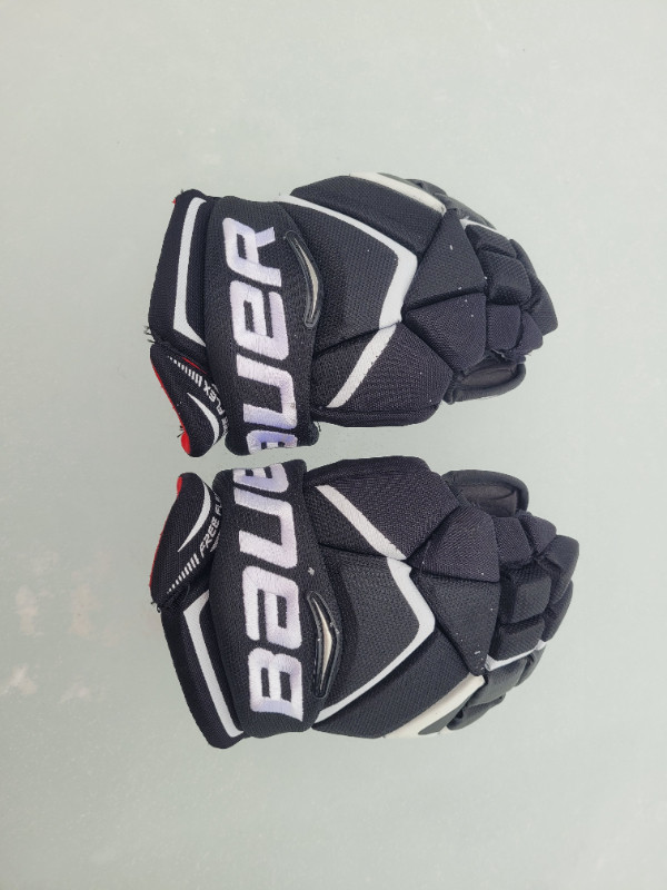 Bauer VaporX900 Hockey Gloves size 10 new dans Hockey  à Ville de Montréal - Image 2