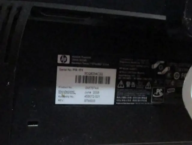 22" monitor - HP W2207H in Monitors in Cambridge - Image 8