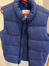 Old Navy kids Puffer vest Medium