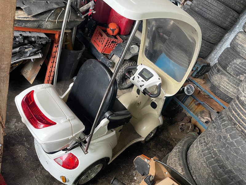 QUADRIPORTEUR SCOOTER ET4 CLASSIQUE ÉLECTRIQUE 48V 500W Vélos