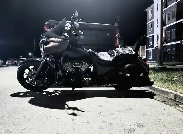 2018 Indian Cheiftain Darkhorse in Street, Cruisers & Choppers in Saskatoon - Image 2