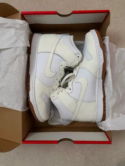 Nike Dunk High, View more
