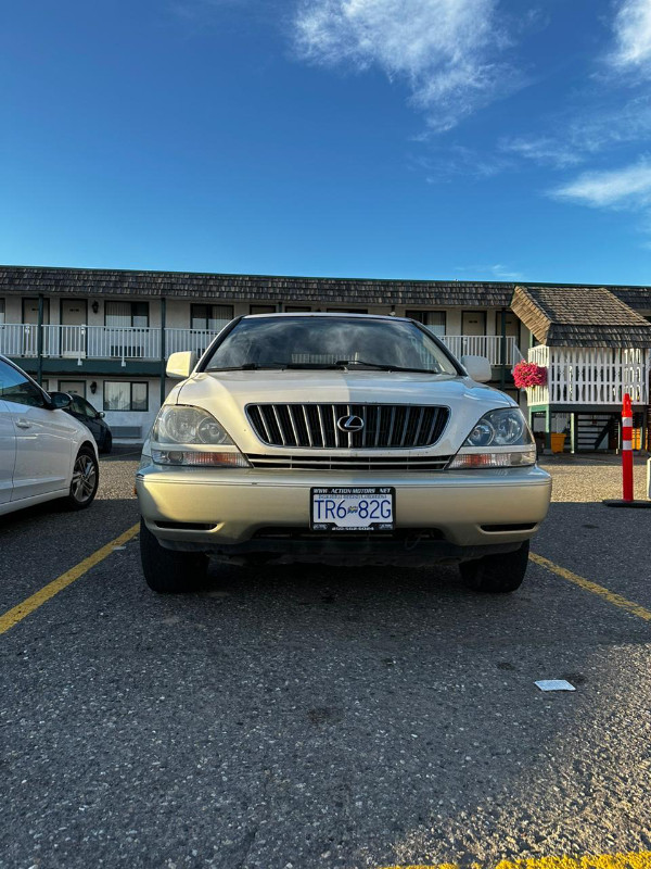 Lexus RX300 in Cars & Trucks in Smithers - Image 4