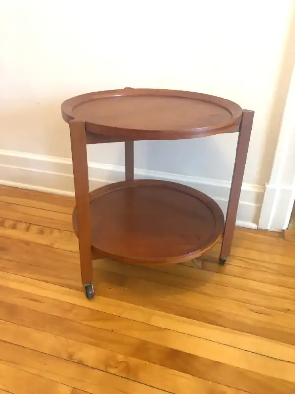 Table en Teck * Mid Century * Teak Bar Cart / Table in Other Tables in Laurentides - Image 3