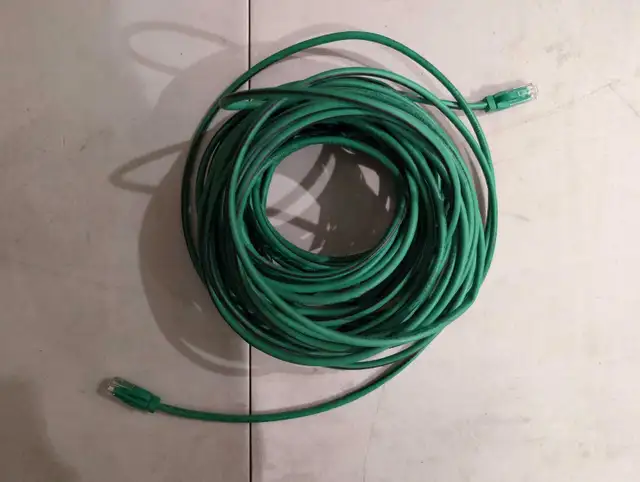 Cat 5e Ethernet Cables in Cables & Connectors in Markham / York Region - Image 3