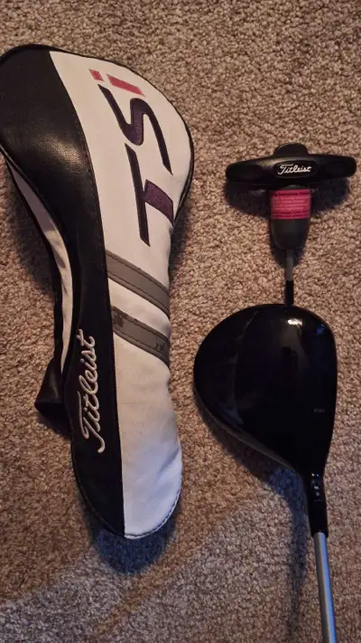 TITLEIST TSI3 DRIVER IN EXCELLENT CONDITION , View more