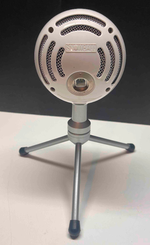 Blue Snowball USB Microphone in Speakers, Headsets & Mics in London - Image 2