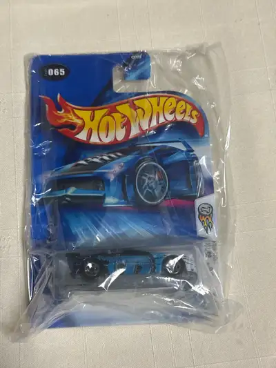 2004 Hot Wheels #65 First Editions 65/100 DODGE NEON White/Black w/Chrome 5 Sp(Z)