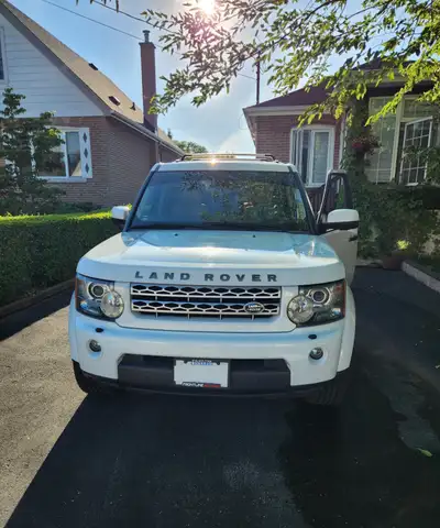 Unique blend of luxury and utility. Timing chains/tensioners, front coolant crossover pipe and water...