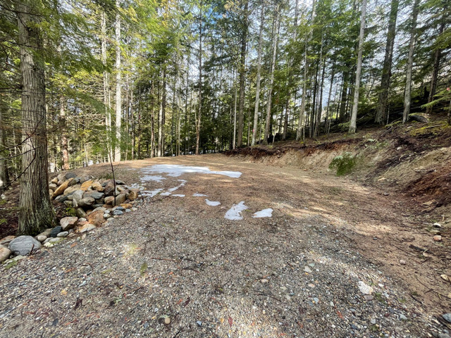 Lot 2 Selkirk Rd, Crawford Bay, BC in Land for Sale in Nelson - Image 4