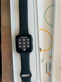 Apple Watch - SE + GPS - Like Brand New