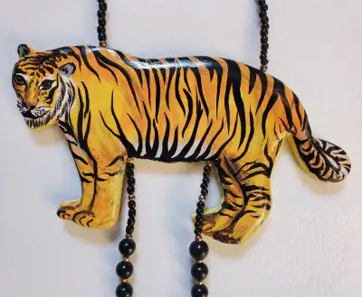 Hand painted wood tiger. Twist clasp. A real statement piece! 18" long.