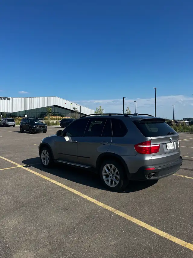 BMW X5 2009540256208946483203