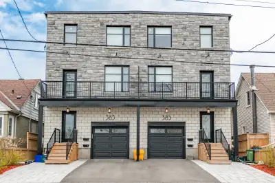 2 Bedroom, 2.5 Bathroom, luxury apartment, garage and parking