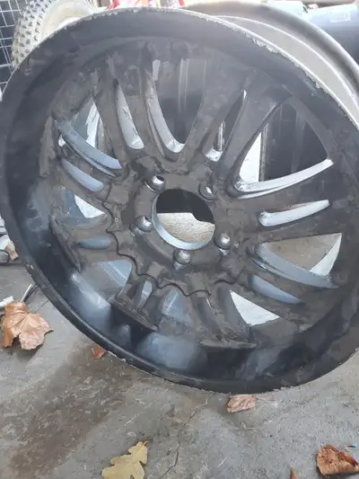 18 inch alloy wheels for jeep or any vehicle 5 bolt pattern , description in the picture $450 for al...