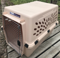 Large Dog Travel Crate / Kennel
