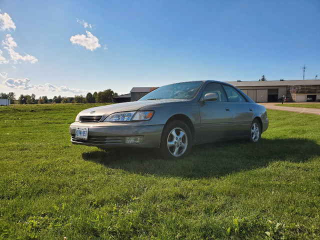 1997 Lexus ES300 in Cars & Trucks in Oakville / Halton Region - Image 3