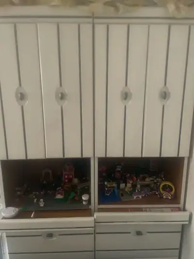 Dressers/shelving, View more