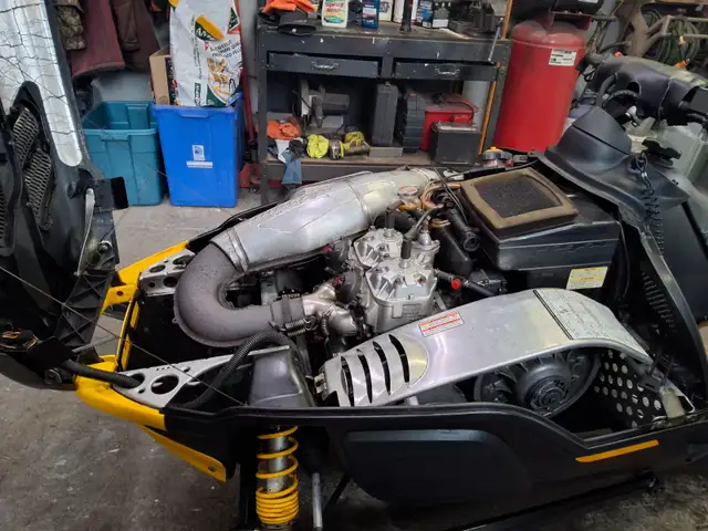 Skidoo MXZ in Snowmobiles in Belleville - Image 5