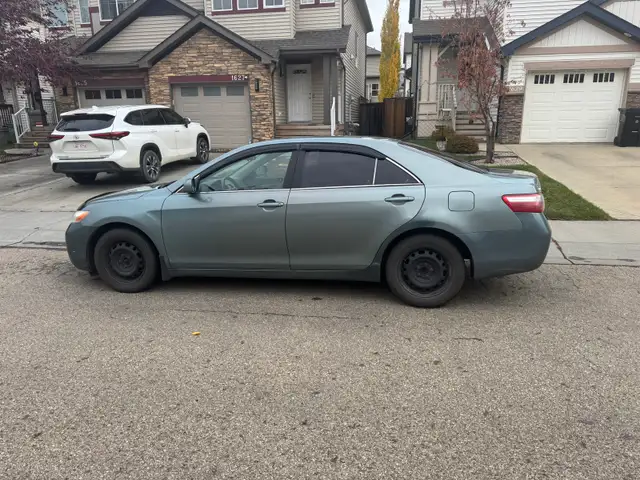 Toyota Camry 2008606394255494369282