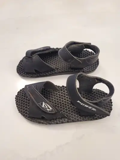 SANDALS, View more