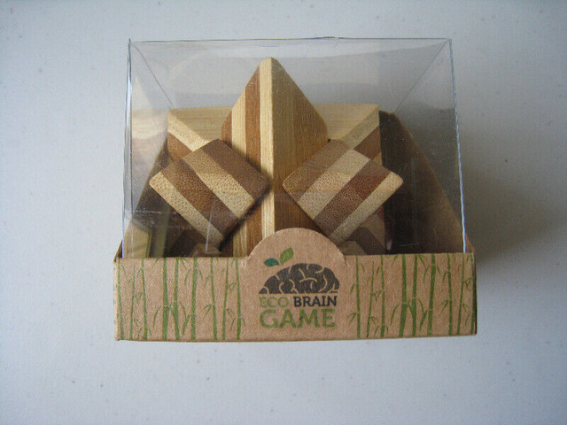 Bamboo Puzzle in Toys & Games in Guelph - Image 2
