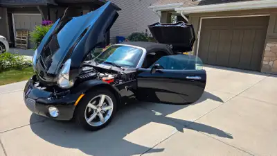 ULTRA RARE 2009 Pontiac Solstice Z0K Club Sport – 13,250 KM – Time Capsule - Possibly the lowest K's...