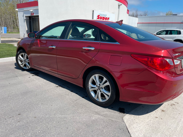 2013  Hyundai Sonata Ltd in good condition in Cars & Trucks in Kitchener / Waterloo - Image 2