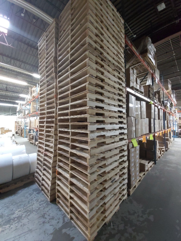 40 x 48 Pallets in Other Business & Industrial in City of Toronto - Image 2