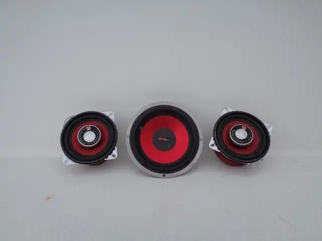 speakers450666055609896964