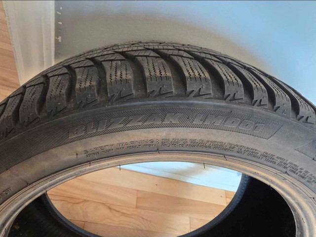 Pneus d'hiver/Winter Tires 235/45R18 dans Pneus et jantes  à Ville de Montréal - Image 4
