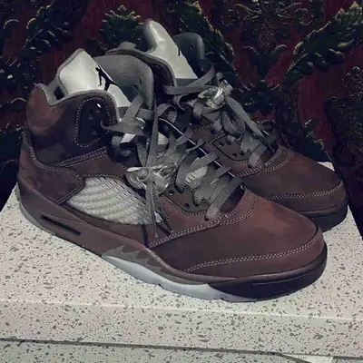 Air Jordan 5 Retro (Burgundy) Size 12, View more