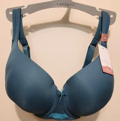 COLOUR: CORAL BLUE (PHOTOS IN CAFÉ COLOUR JUST AS DEMO) This lightweight balconette bra offers dream...