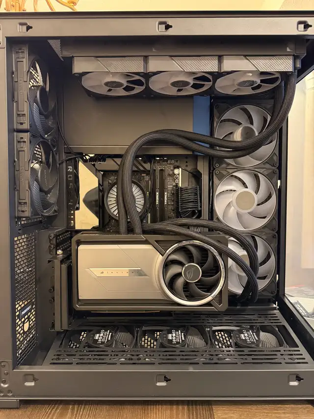 Ultimate Gaming and 3D Rendering PC560191072077752321
