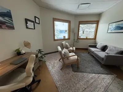 Recently renovated private clinical office for rent in a professional health care building in downto...