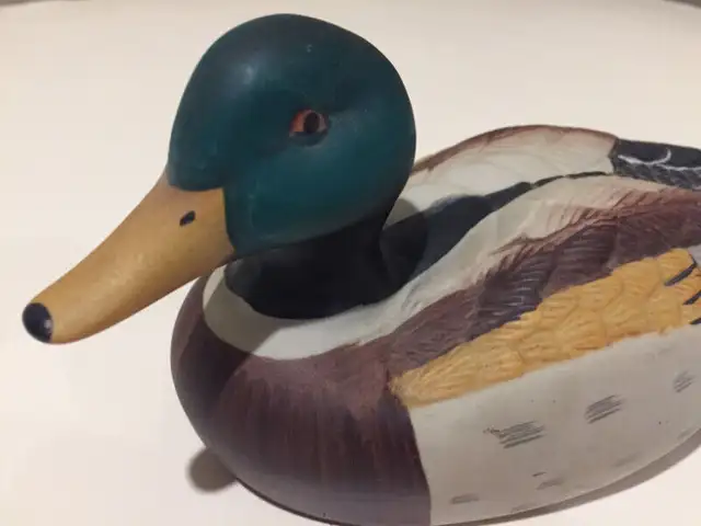 Mallard Duck Ceramic in Arts & Collectibles in Markham / York Region - Image 9