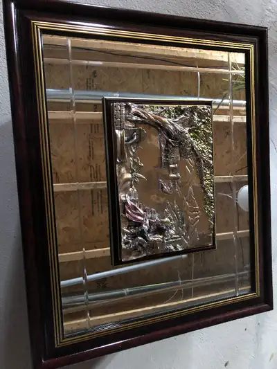 Beautiful Morrow wood frame 28” Wide x 23.5” High