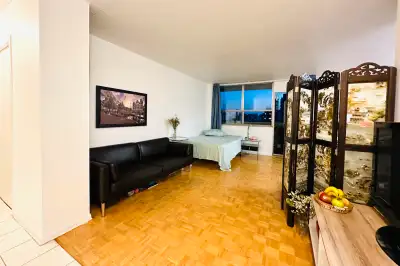 Sublet private room downtown in a shared one bedroom