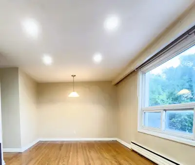 Clean, bright, large, 1000 sq. ft. 3 Bedroom apartment on the 2nd floor of a detached 4-plex has the...