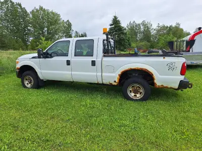 Used to be a hydro truck. Was used to move a load of firewood from Merrickville 2 weeks ago. Needs s...