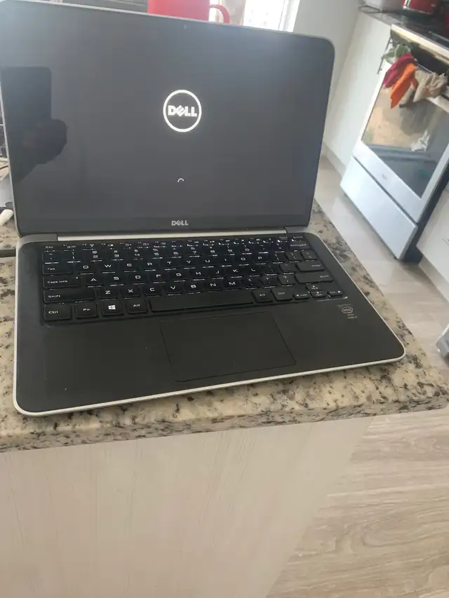 Dell  XPS  9333  Touch Screen. in Laptops in Mississauga / Peel Region - Image 4