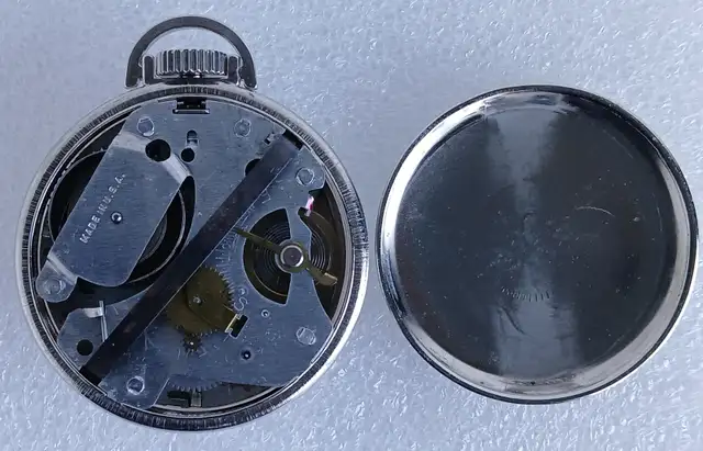 Montre de Poche -- Westclox Pocket Ben (1977) -- Pocket Watch in Jewellery & Watches in City of Montréal - Image 9