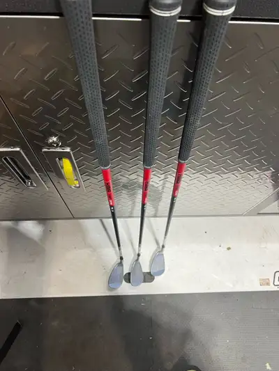 Cobra King Tec X wedges, View more
